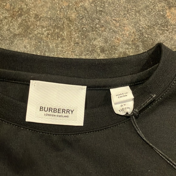 NWT- Burberry Long Sleeve T-shirt (Size 6) - Picture 3 of 8